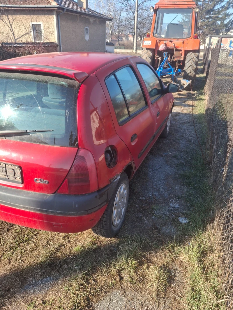 Renault Clio 1.2 бензин , снимка 3 - Автомобили и джипове - 49379908