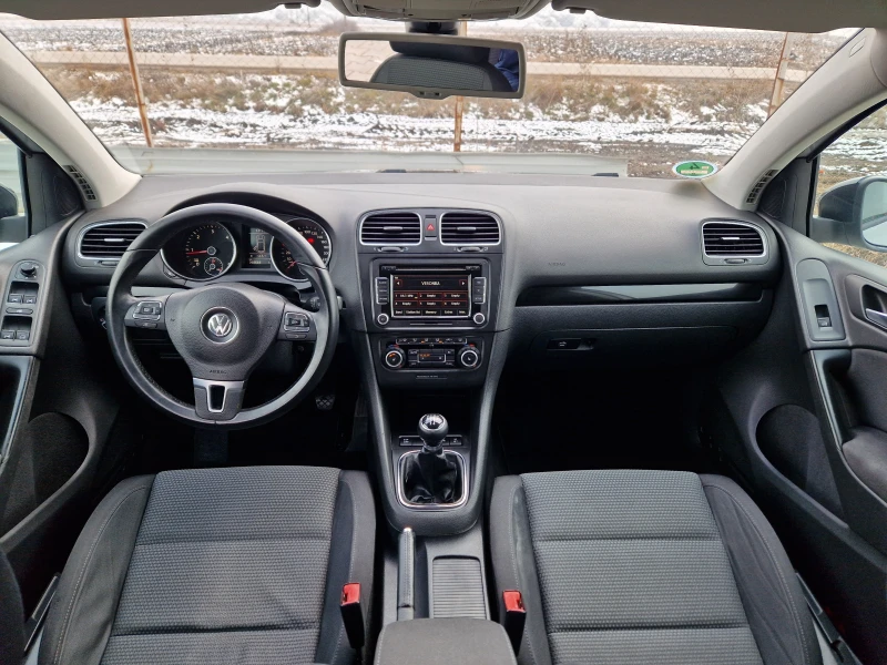 VW Golf  2.0TDI Highline, снимка 14 - Автомобили и джипове - 49548594