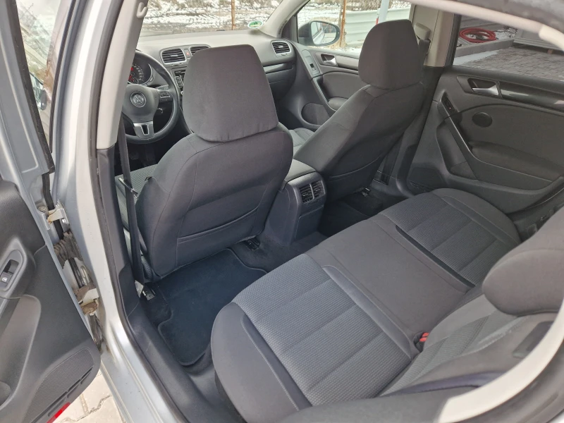 VW Golf  2.0TDI Highline, снимка 12 - Автомобили и джипове - 49548594