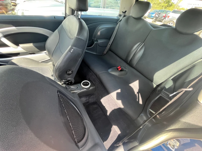 Mini Cooper 1.6 БЕНЗИН, снимка 9 - Автомобили и джипове - 51749153