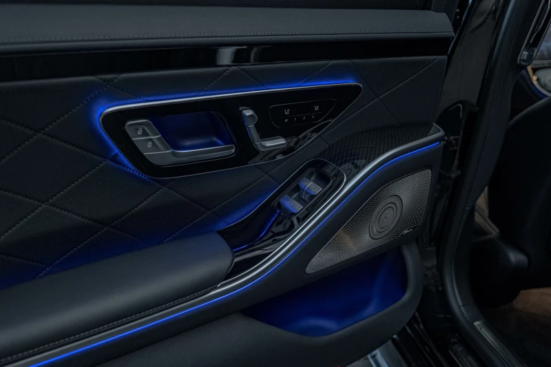 Mercedes-Benz S 500 BRABUS/Long/Carbon Packet/Burmester/RSE/Обдухване, снимка 10 - Автомобили и джипове - 52005095