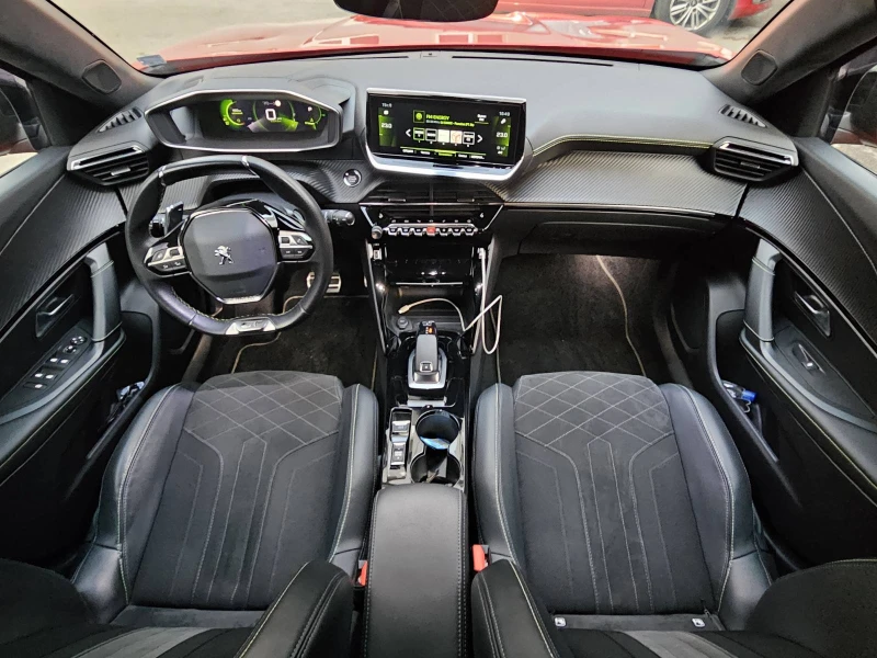 Peugeot 2008 GT 130кс ЕАТ8, снимка 8 - Автомобили и джипове - 52623235