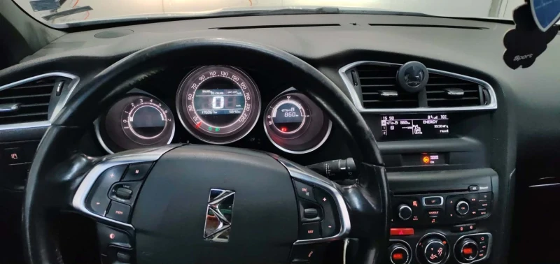 Citroen DS4, снимка 6 - Автомобили и джипове - 52719069