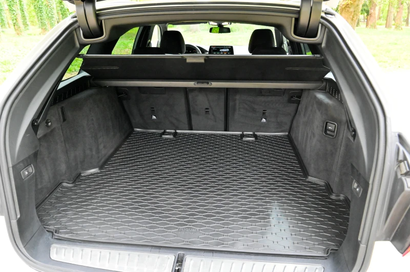 BMW 530 D* Msport* Germany* 360cam* Keyless* LED* HUD* H/K, снимка 12 - Автомобили и джипове - 53516638