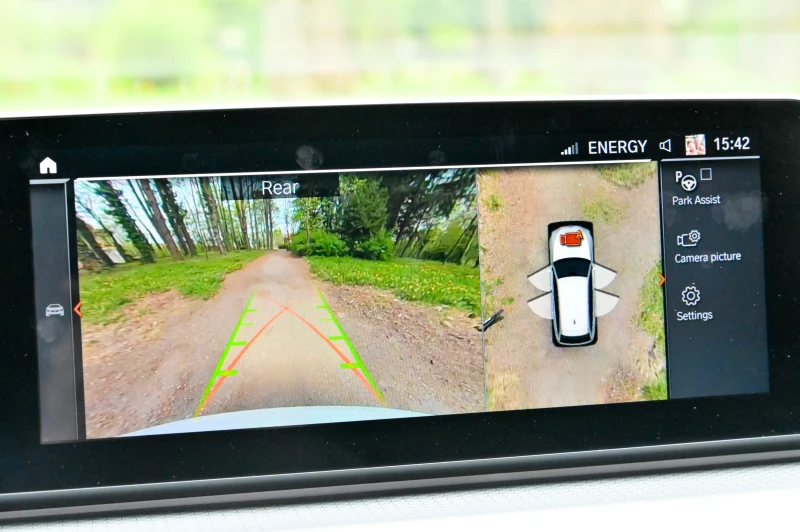 BMW 530 D* Msport* Germany* 360cam* Keyless* LED* HUD* H/K, снимка 15 - Автомобили и джипове - 53516638