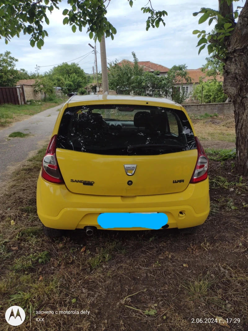 Dacia Sandero, снимка 2 - Автомобили и джипове - 53014248