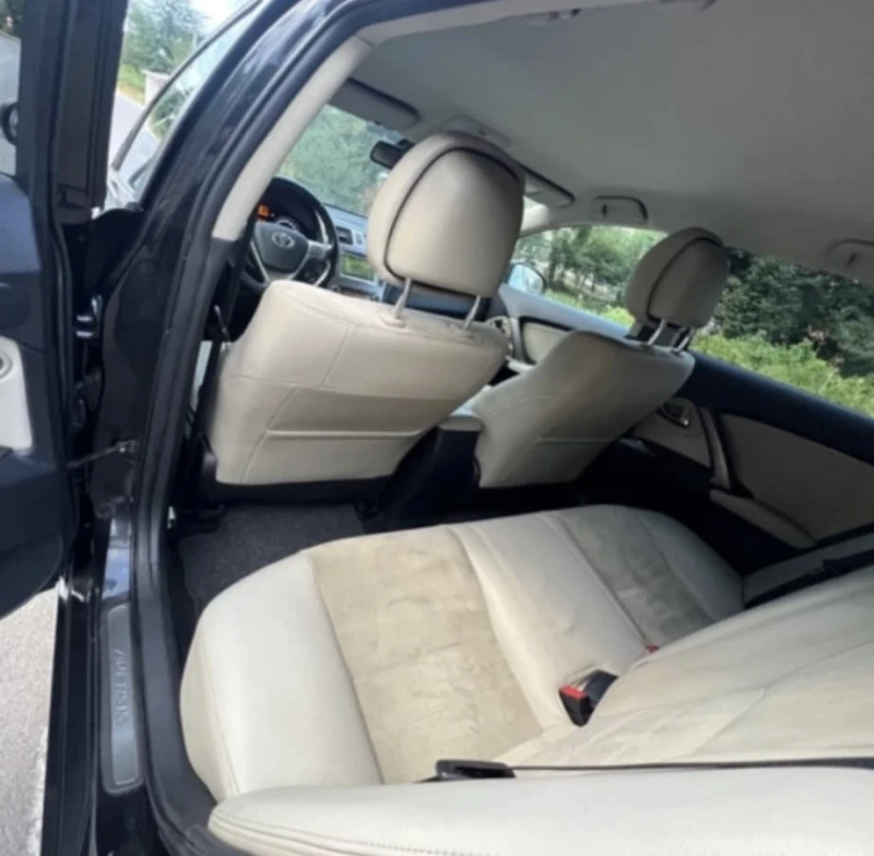 Toyota Avensis, снимка 10 - Автомобили и джипове - 53169030