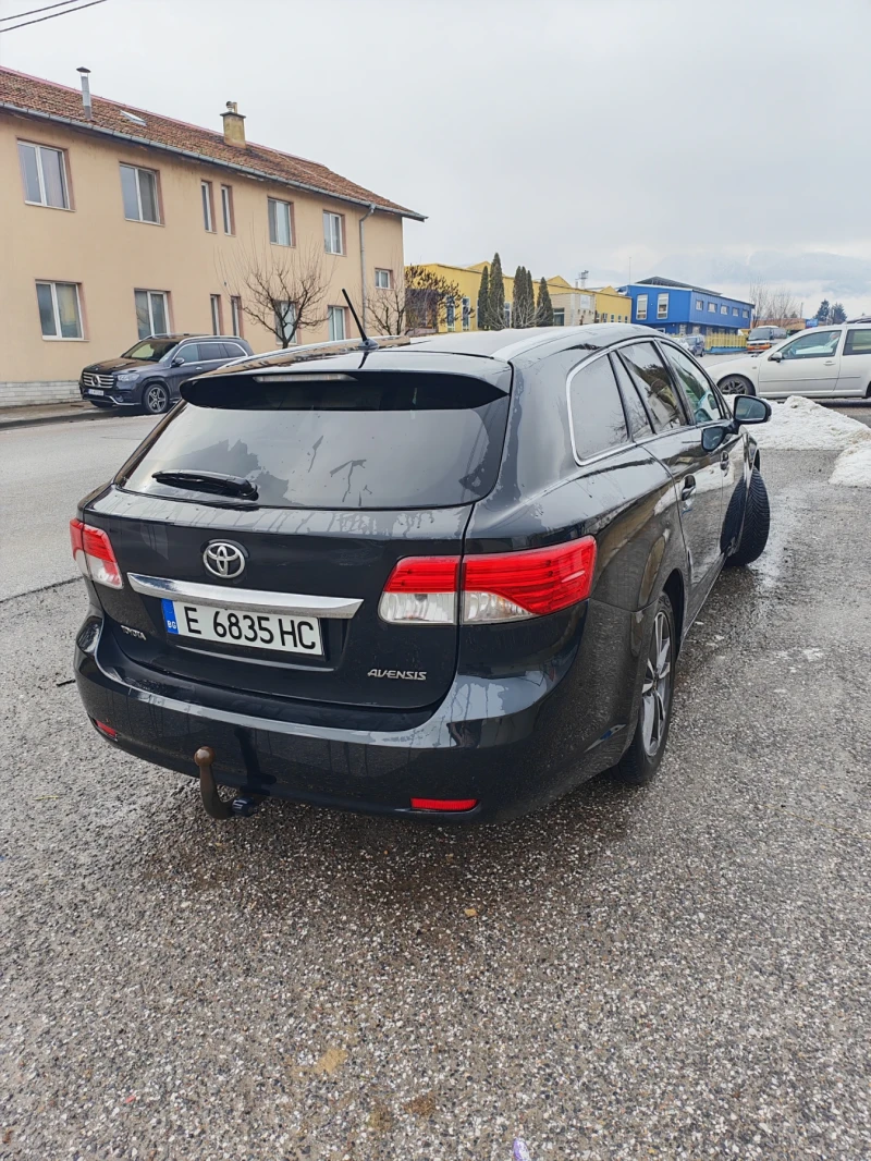 Toyota Avensis, снимка 4 - Автомобили и джипове - 53169030