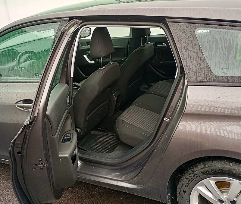 Peugeot 308 Peugeot 308 SW 1.5 BlueHDi 130, снимка 7 - Автомобили и джипове - 53518572