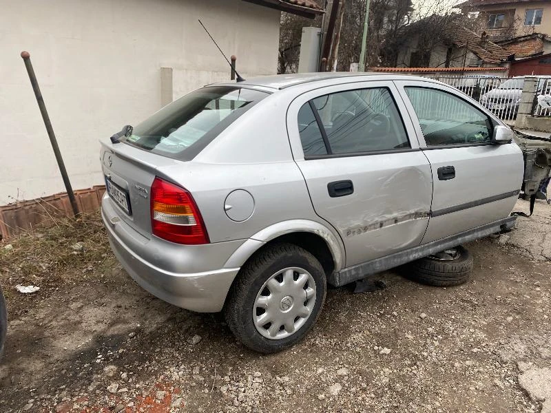 Opel Astra 1.6 16v, снимка 2 - Автомобили и джипове - 47051705