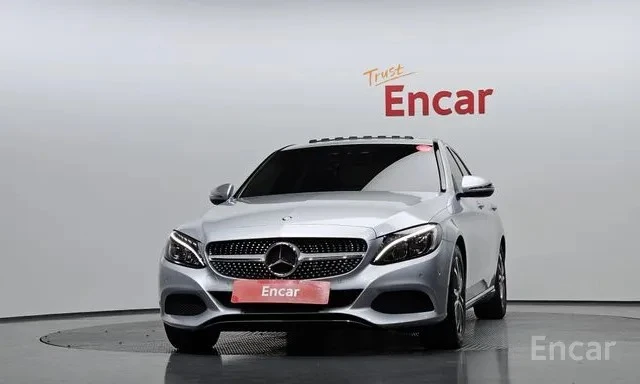 Mercedes-Benz C 220 ПОДГРЕВИ/ШИБИДАХ/ФИКСИРАНА ЦЕНА ДО БЪЛГАРИЯ, снимка 2 - Автомобили и джипове - 55146800