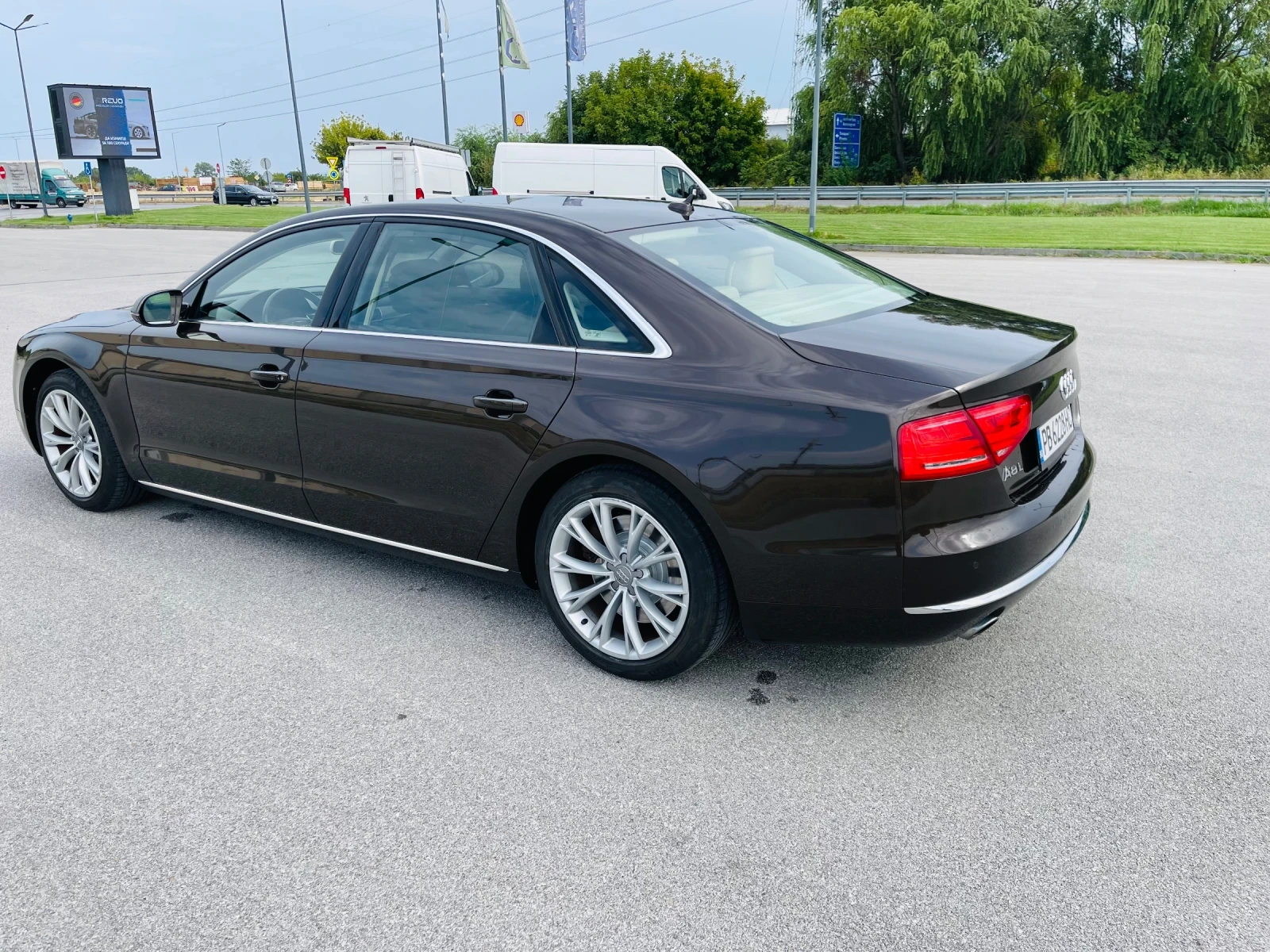 Audi A8 A8 L 4.2 quattro - изображение 5