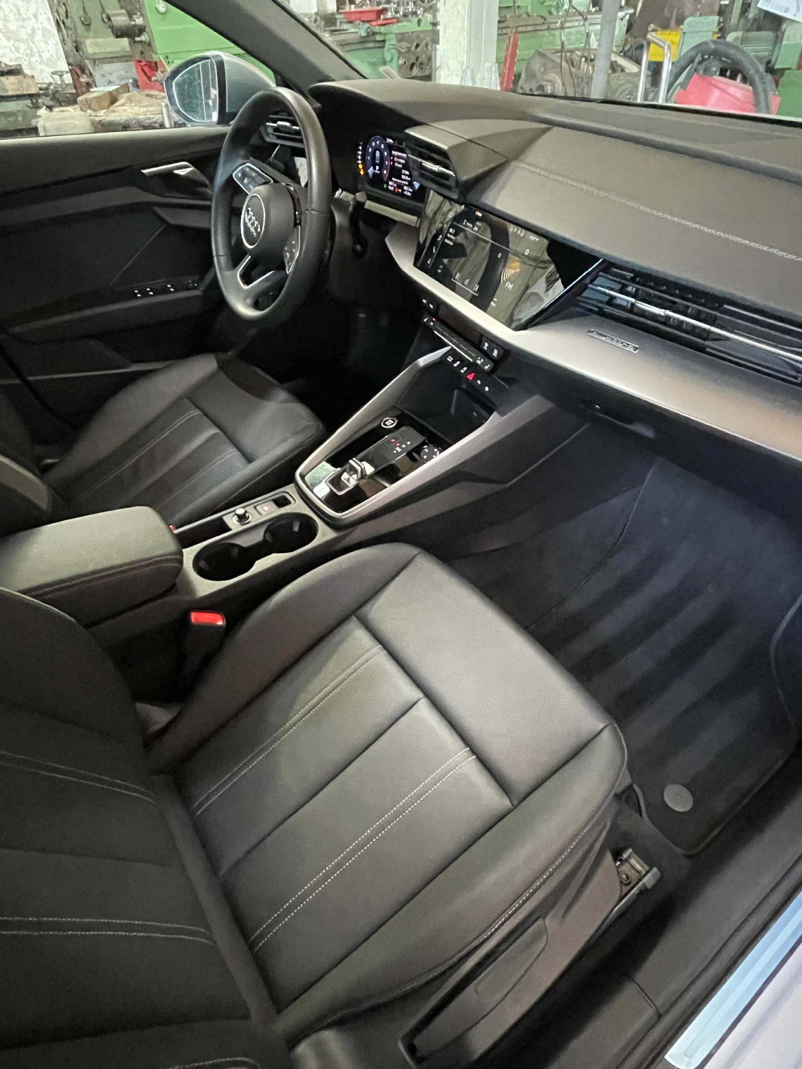 Audi A3 2.0T quattro - изображение 8