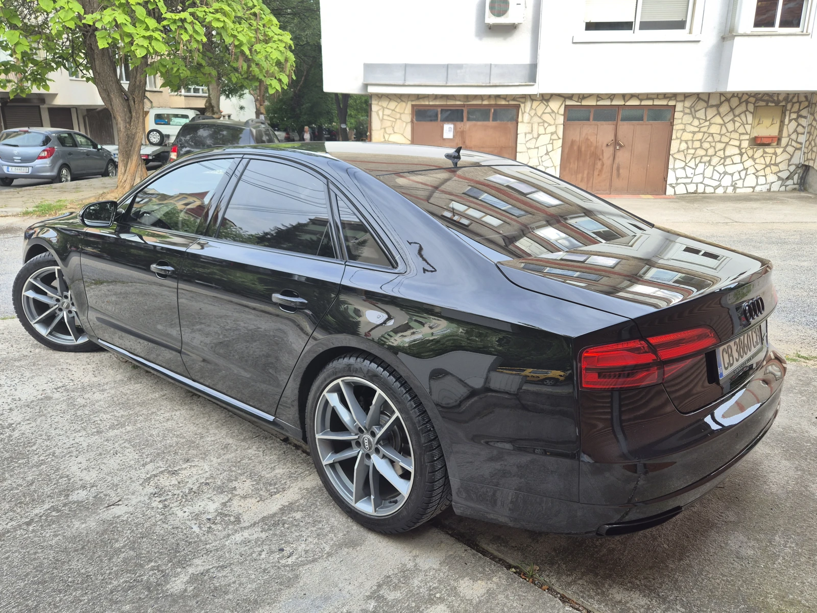 Audi A8 * MATRIX* B&O* DESIGNO* HUD* NIGHT VISION* FULL MA - изображение 3