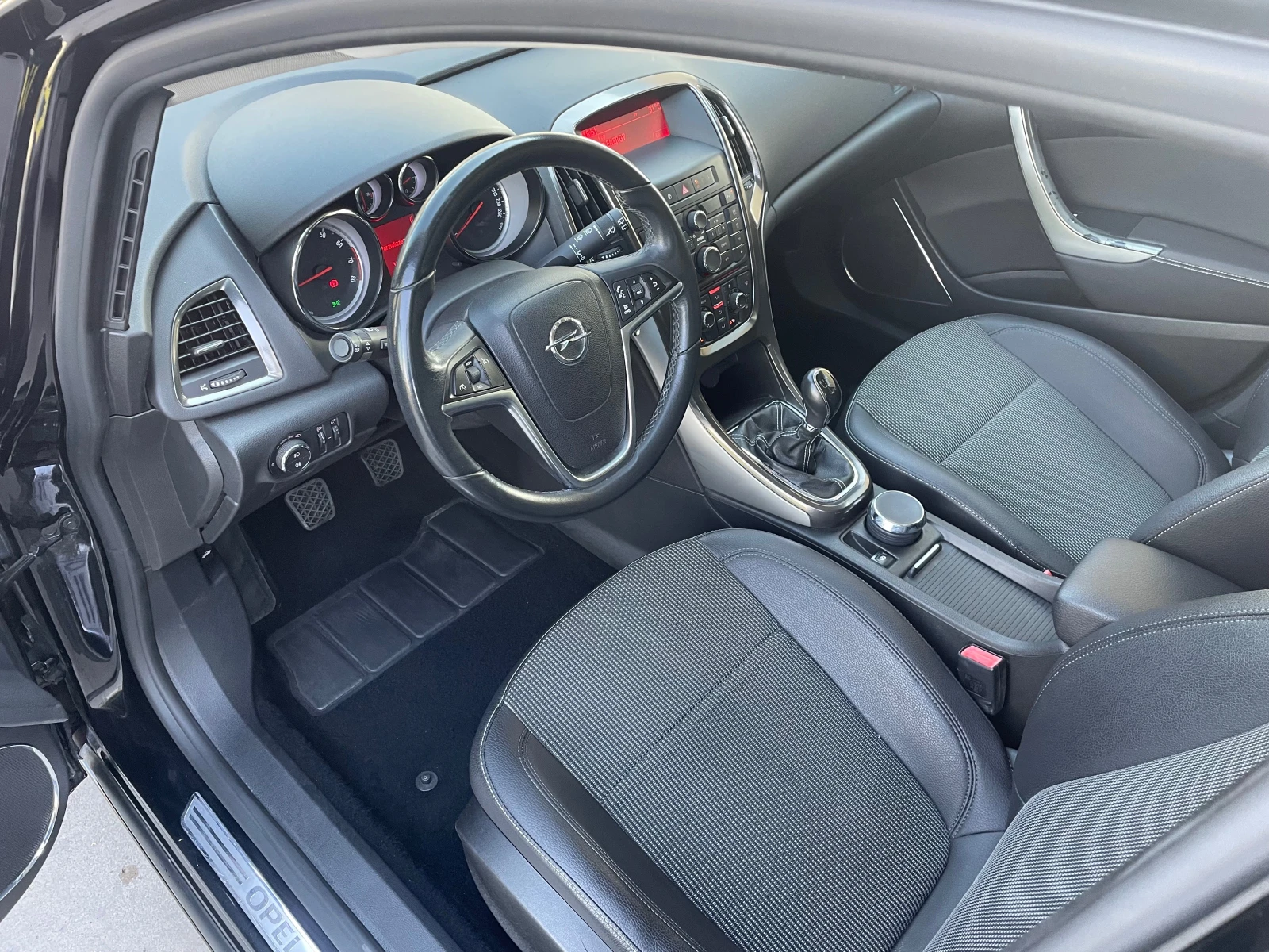 Opel Astra 1.4 TURBO 149000КМ!!! - изображение 10