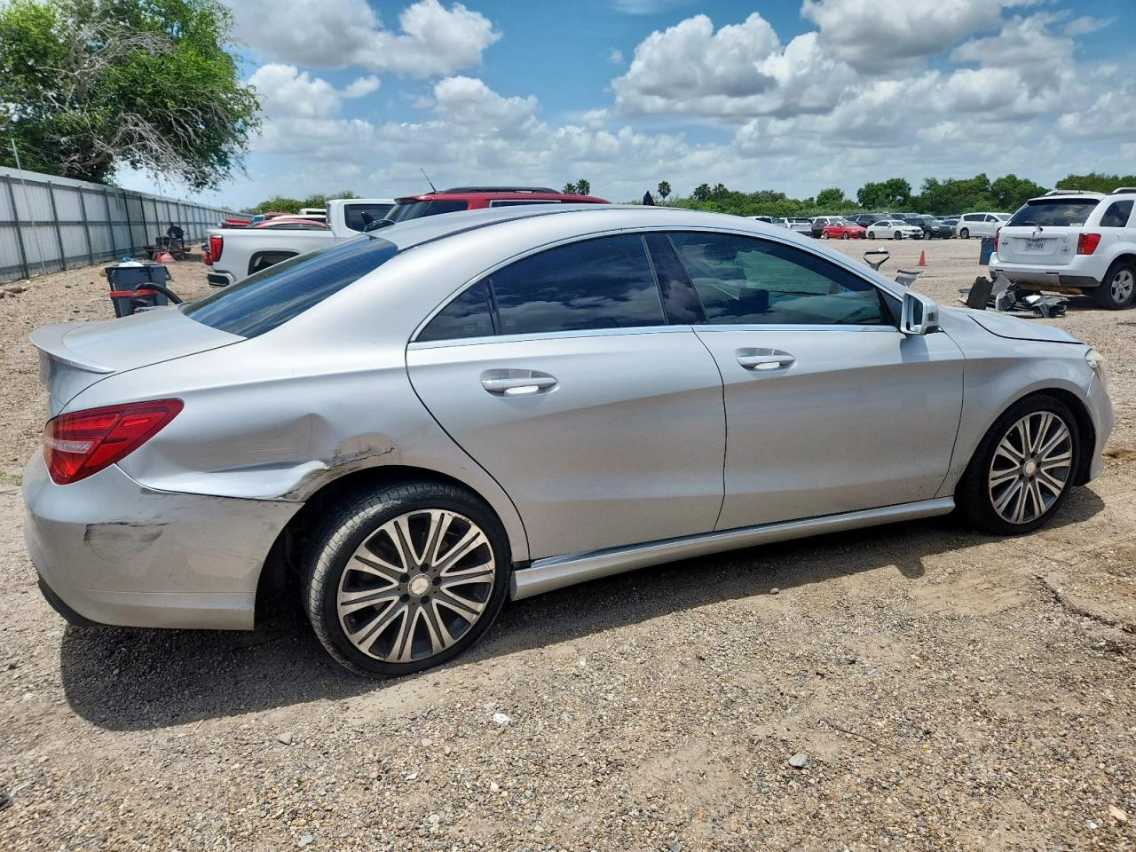 Mercedes-Benz CLA 250 * Възможност за лизинг* Крайна цена до БГ*  - изображение 4