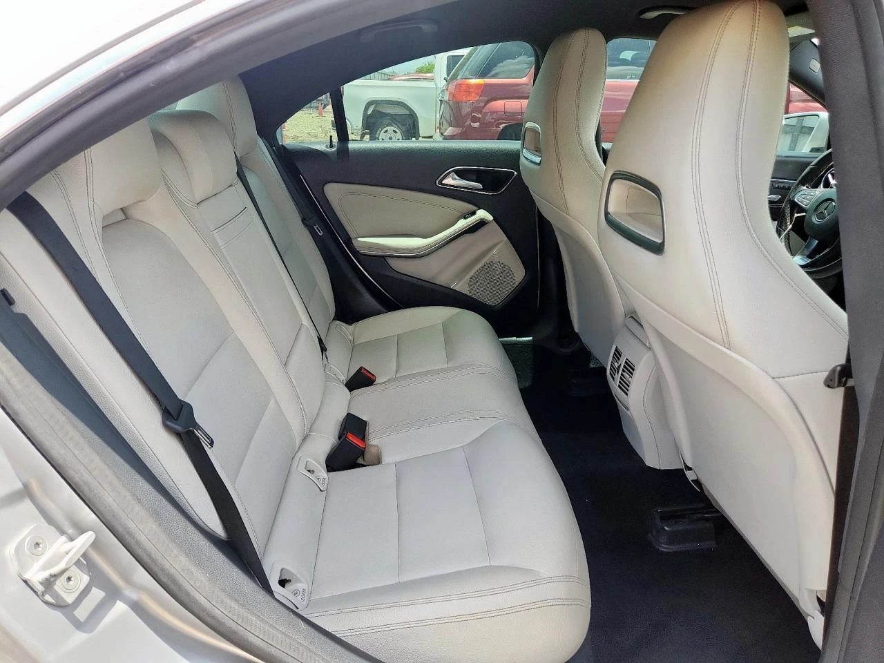 Mercedes-Benz CLA 250 * Възможност за лизинг* Крайна цена до БГ*  - изображение 10