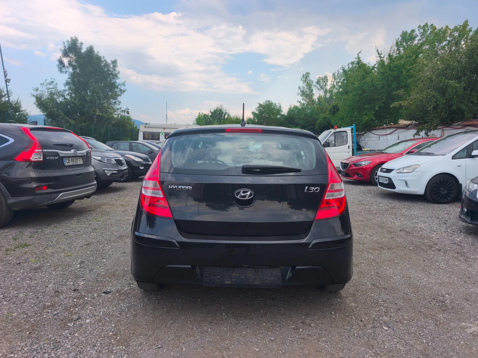Hyundai I30 1.4- 109 кс-FACE-КАТО НОВА - изображение 5