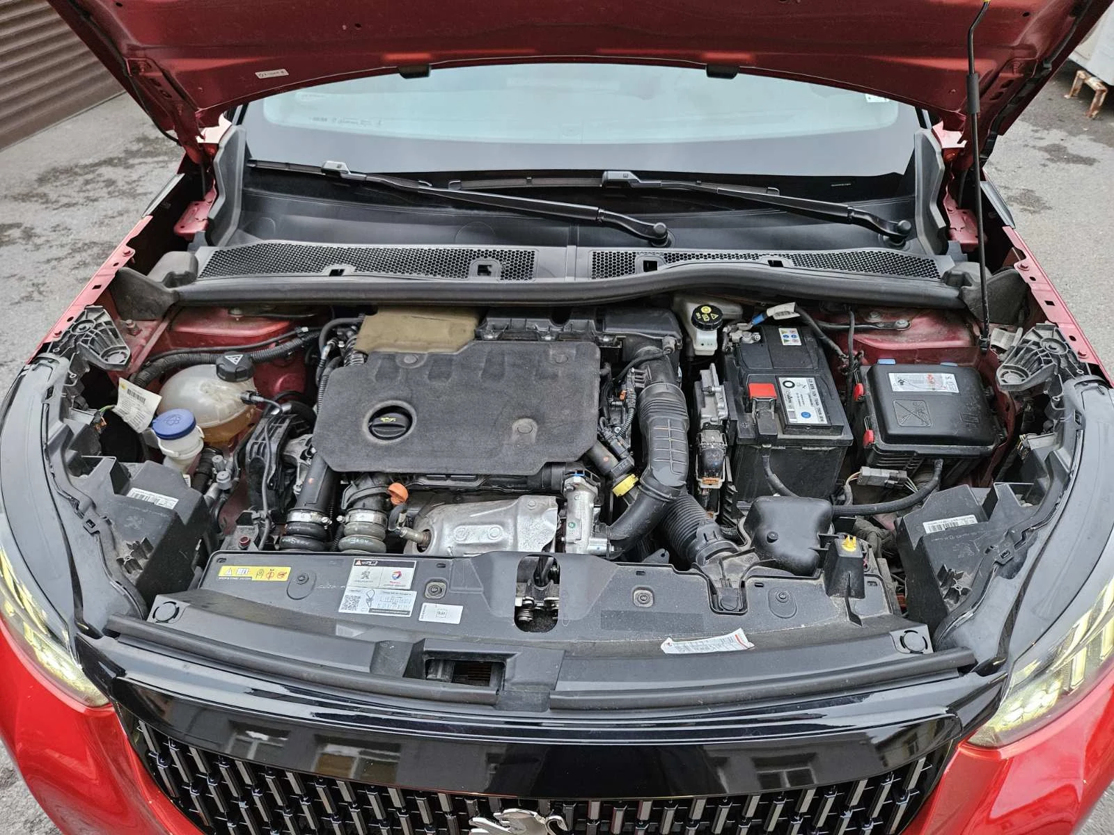 Peugeot 2008 GT 130 8 | Mobile.bg   11