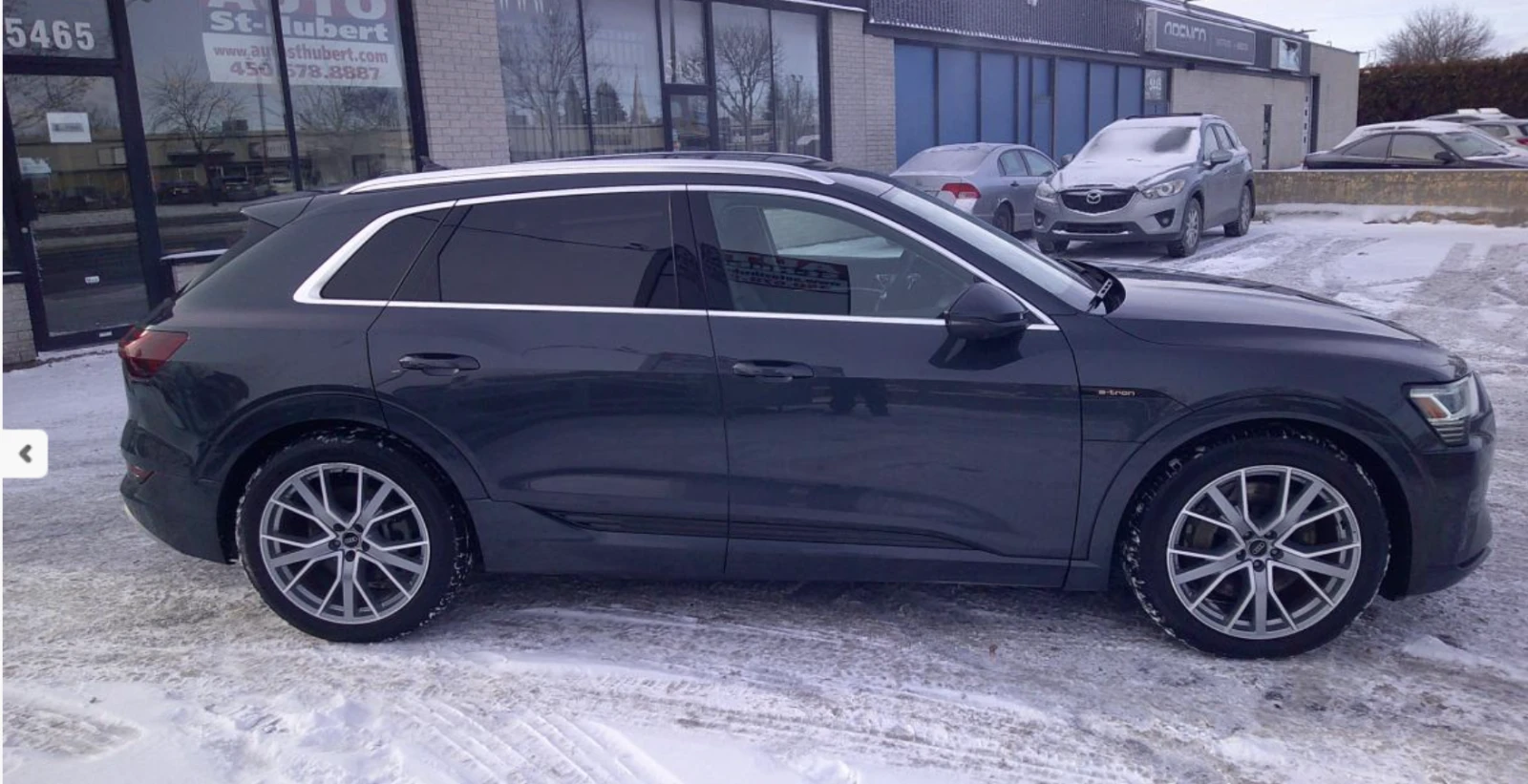 Audi E-Tron 360КАМЕРА* ПОДГРЕВ* LANE* ASSIST* ОБДУХВАНЕ*  - изображение 5