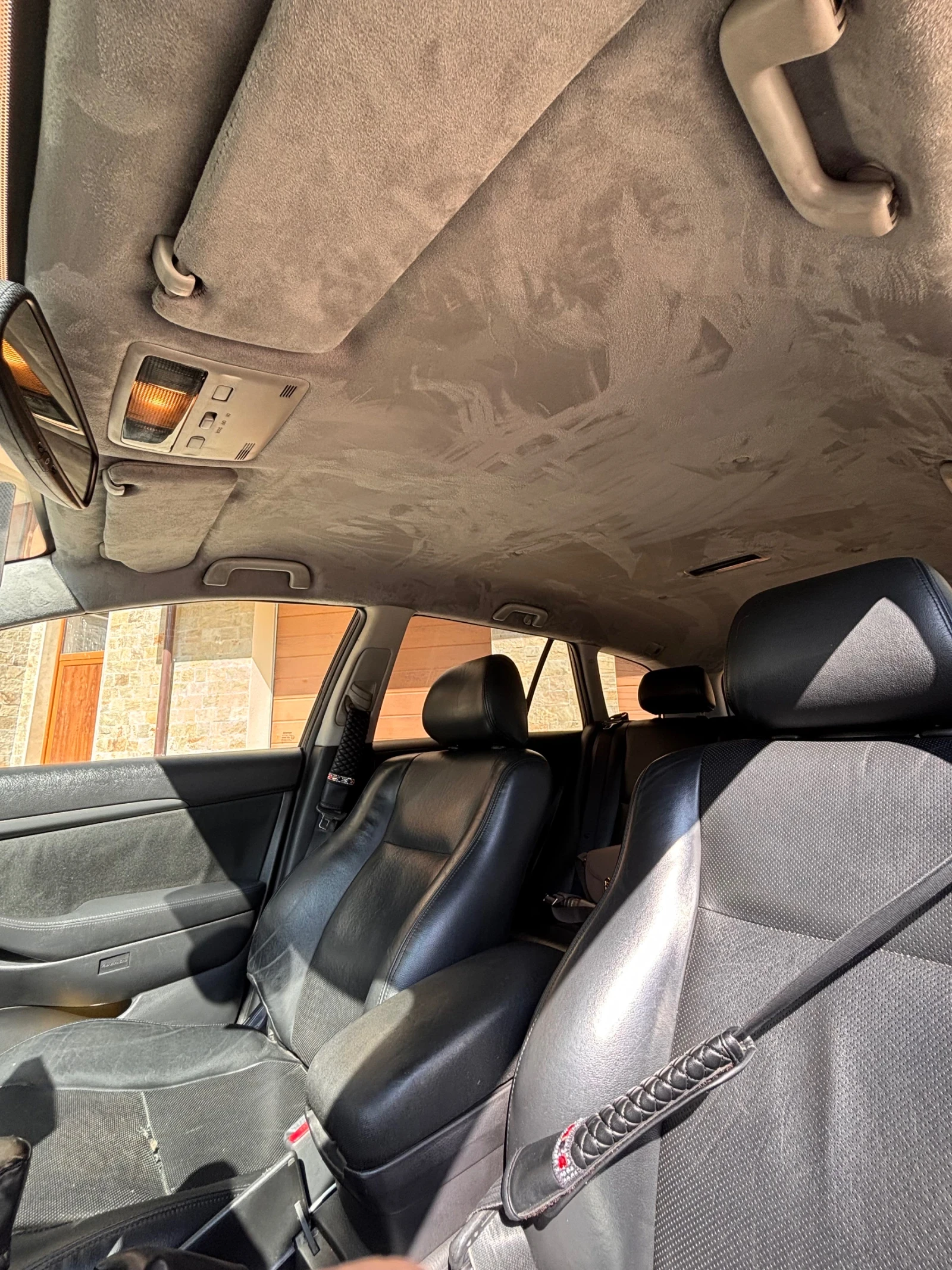 Toyota Avensis 2.2 D4D, снимка 12 - Автомобили и джипове - 53748769