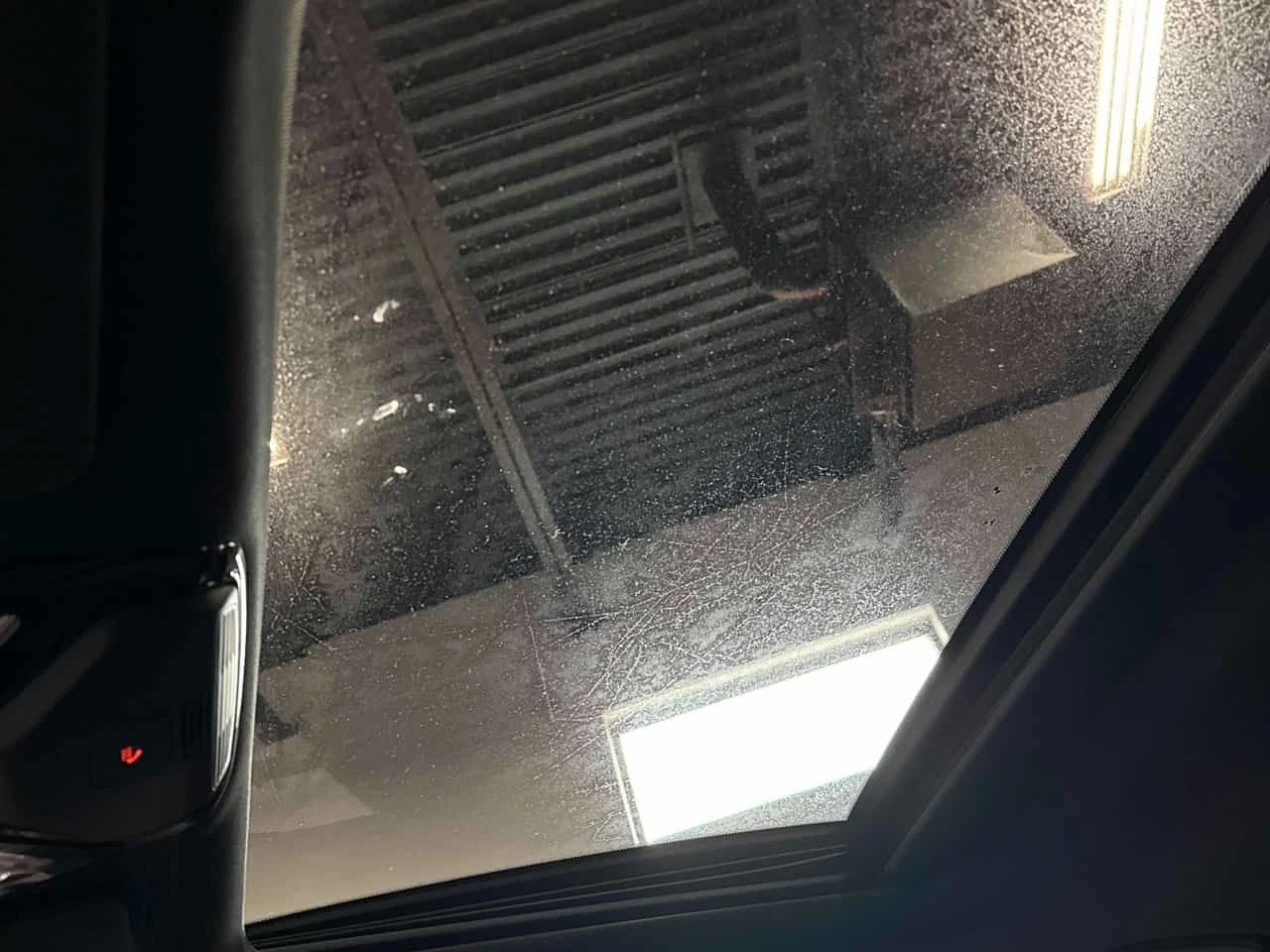 BMW 330 i xDrive/CARFAX/ШИБИДАХ/ПОДГРЕВИ, снимка 15 - Автомобили и джипове - 53956370