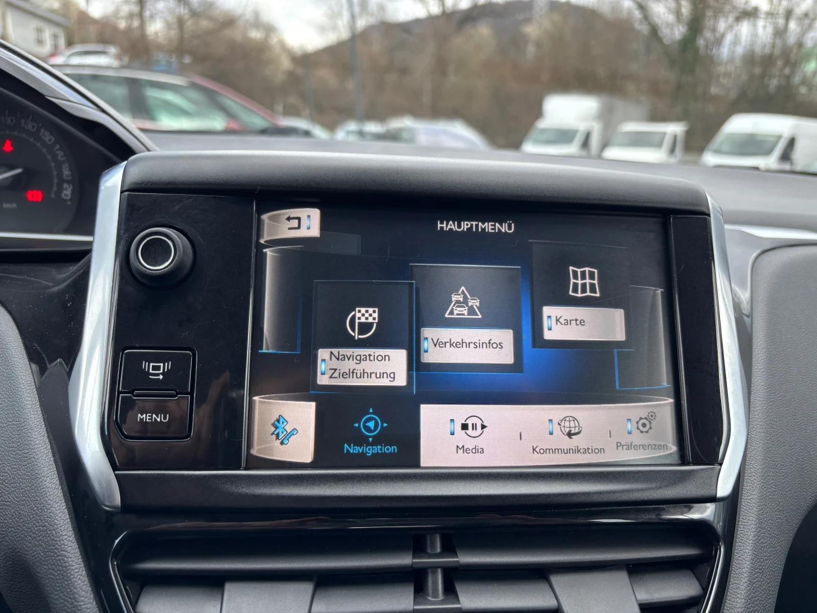 Peugeot 208 1.6 hdi navi, снимка 10 - Автомобили и джипове - 54106657