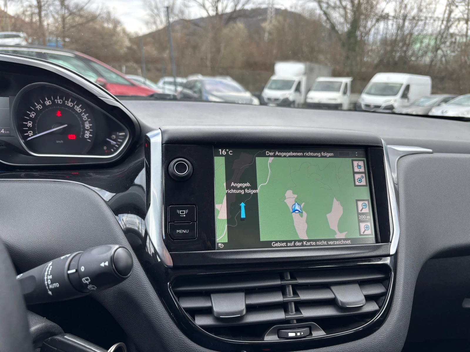 Peugeot 208 1.6 hdi navi, снимка 7 - Автомобили и джипове - 54106657