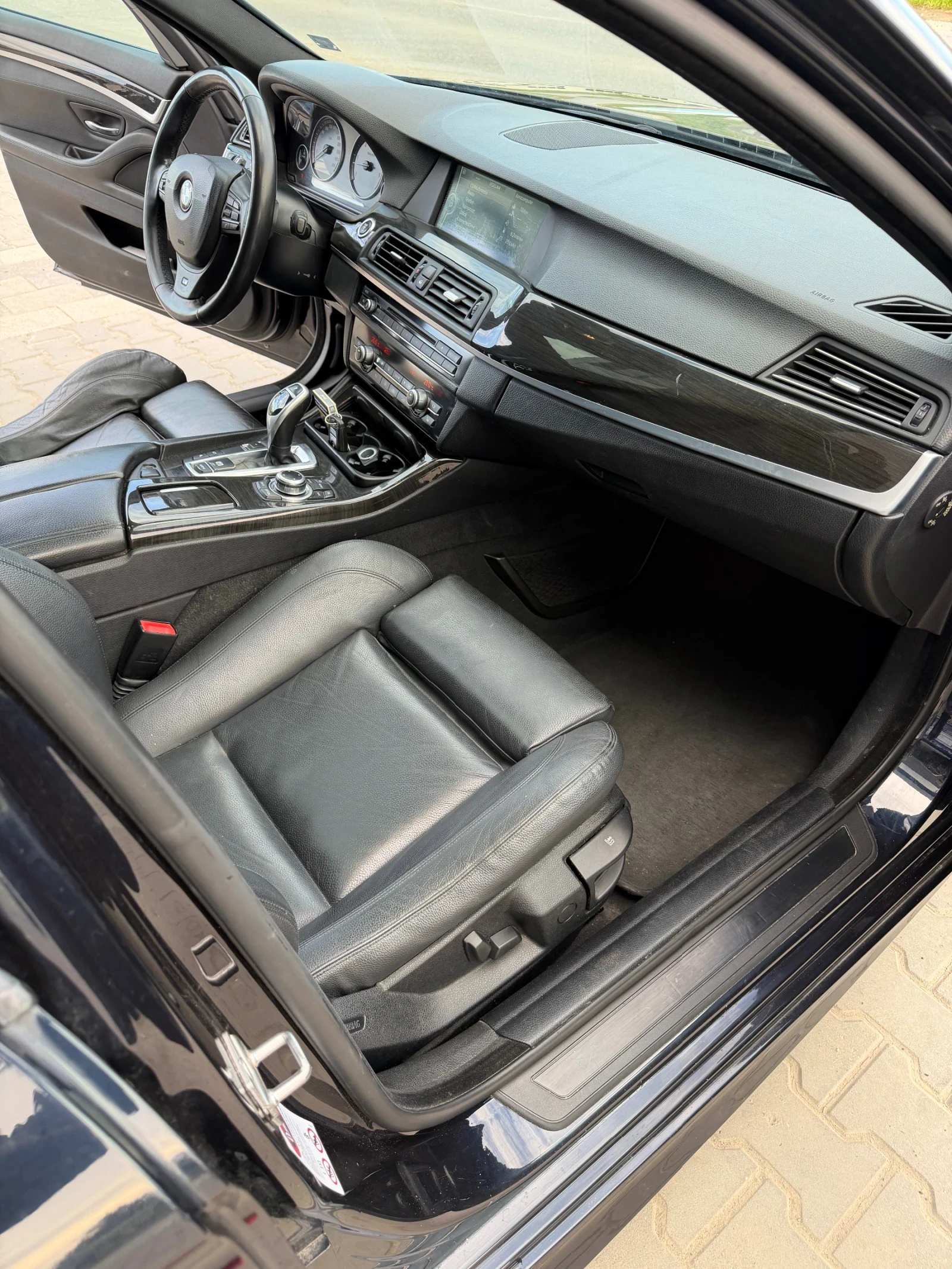 BMW 530 M-Pack, снимка 7 - Автомобили и джипове - 54159793