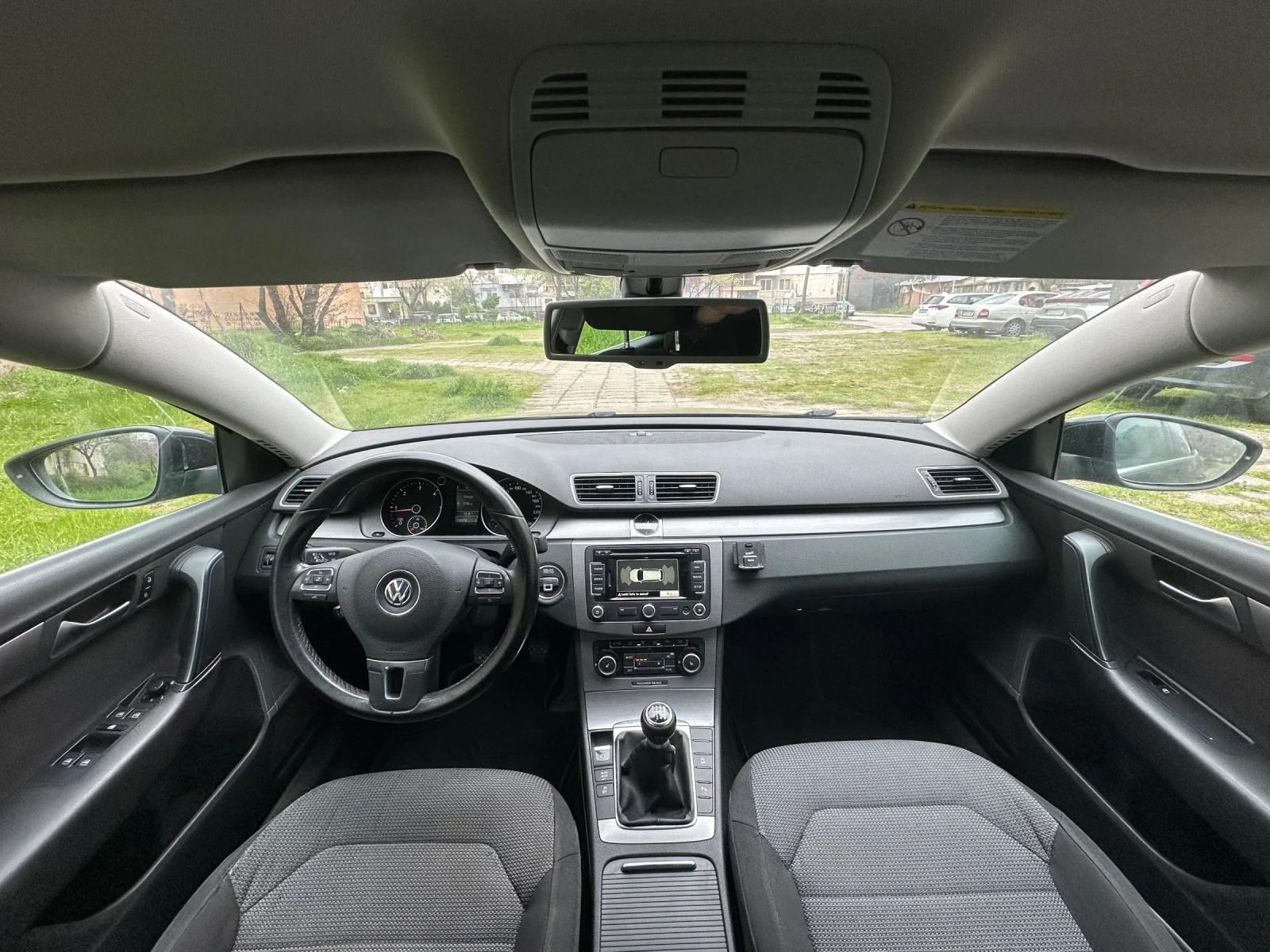 VW Passat 2.0TDI Bi-XENON/Подгреви/Автопилот/Климатроник, снимка 10 - Автомобили и джипове - 54209171