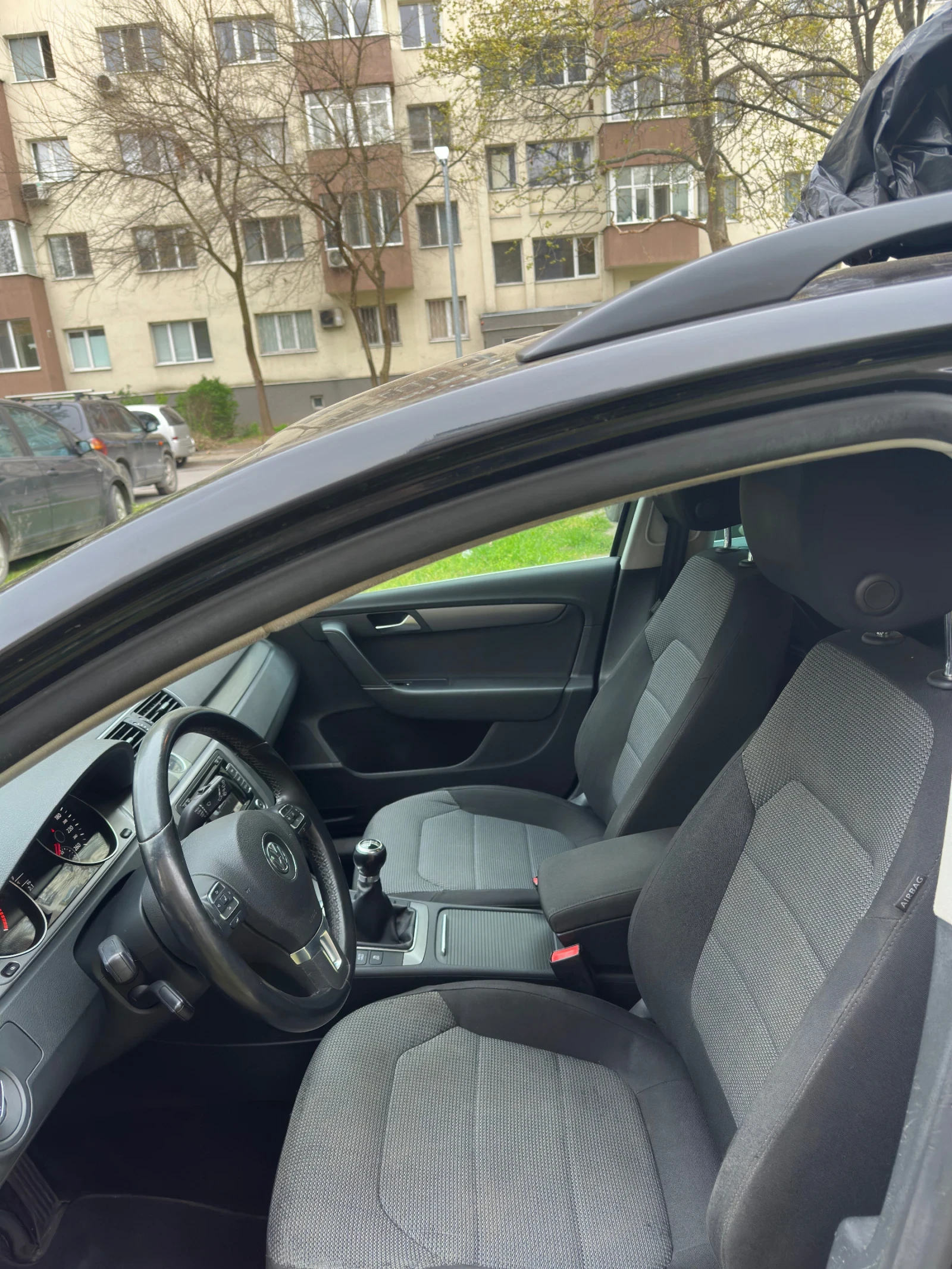 VW Passat 2.0TDI Bi-XENON/Подгреви/Автопилот/Климатроник, снимка 12 - Автомобили и джипове - 54209171