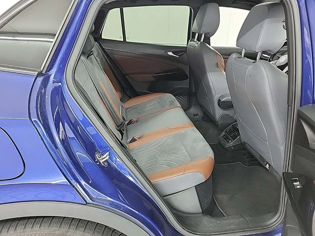 VW ID.4 1st Edition PRO, снимка 10 - Автомобили и джипове - 54311746