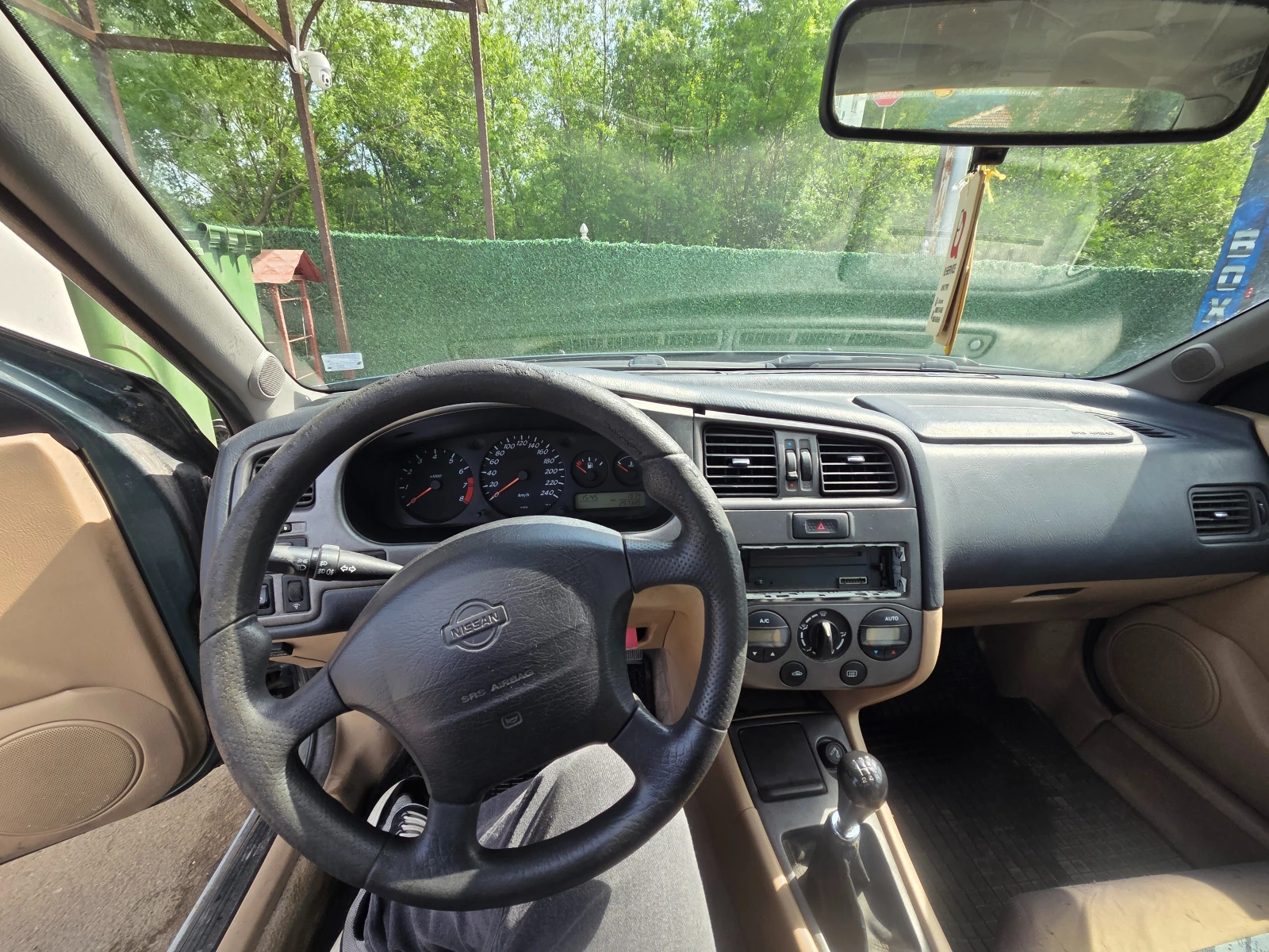 Nissan Primera, снимка 10 - Автомобили и джипове - 55071927