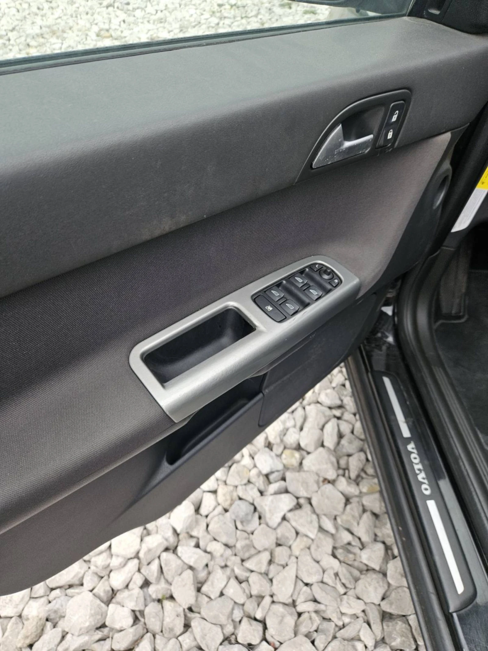 Volvo V50 2.0tdi* klima* , снимка 17 - Автомобили и джипове - 55374829