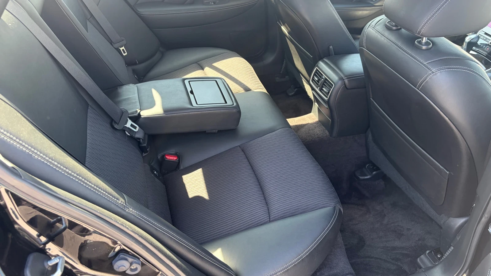 Infiniti Q50 2.2CDI-170k.c., снимка 15 - Автомобили и джипове - 55484095