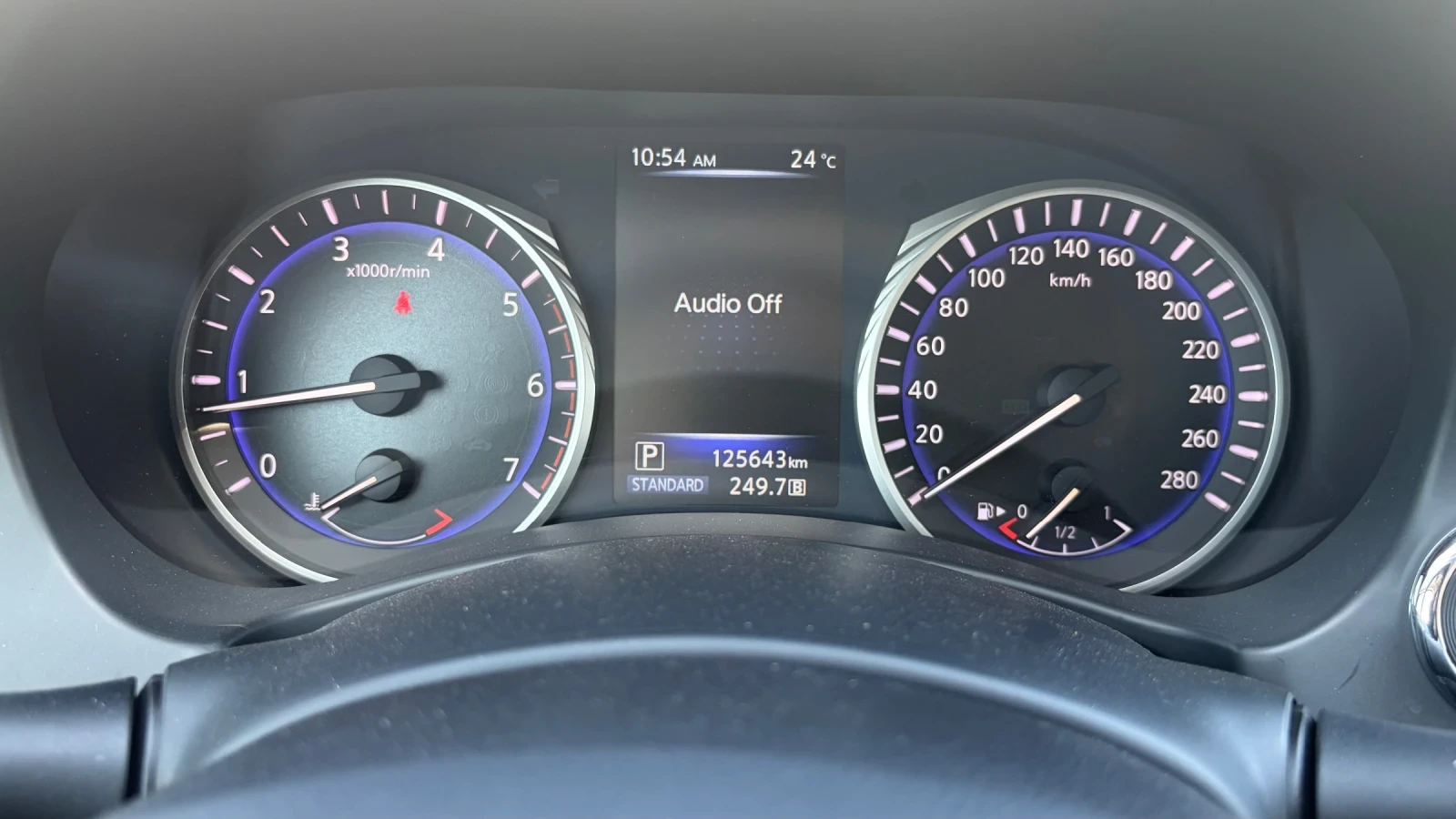 Infiniti Q50 2.2CDI-170k.c., снимка 13 - Автомобили и джипове - 55484095