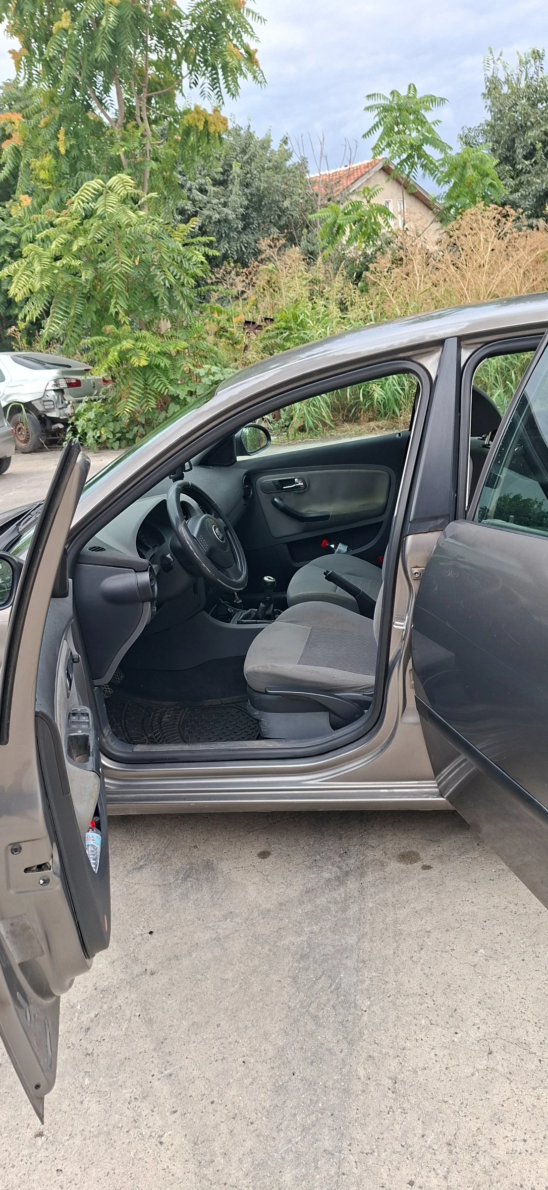 Seat Ibiza, снимка 10 - Автомобили и джипове - 55672842