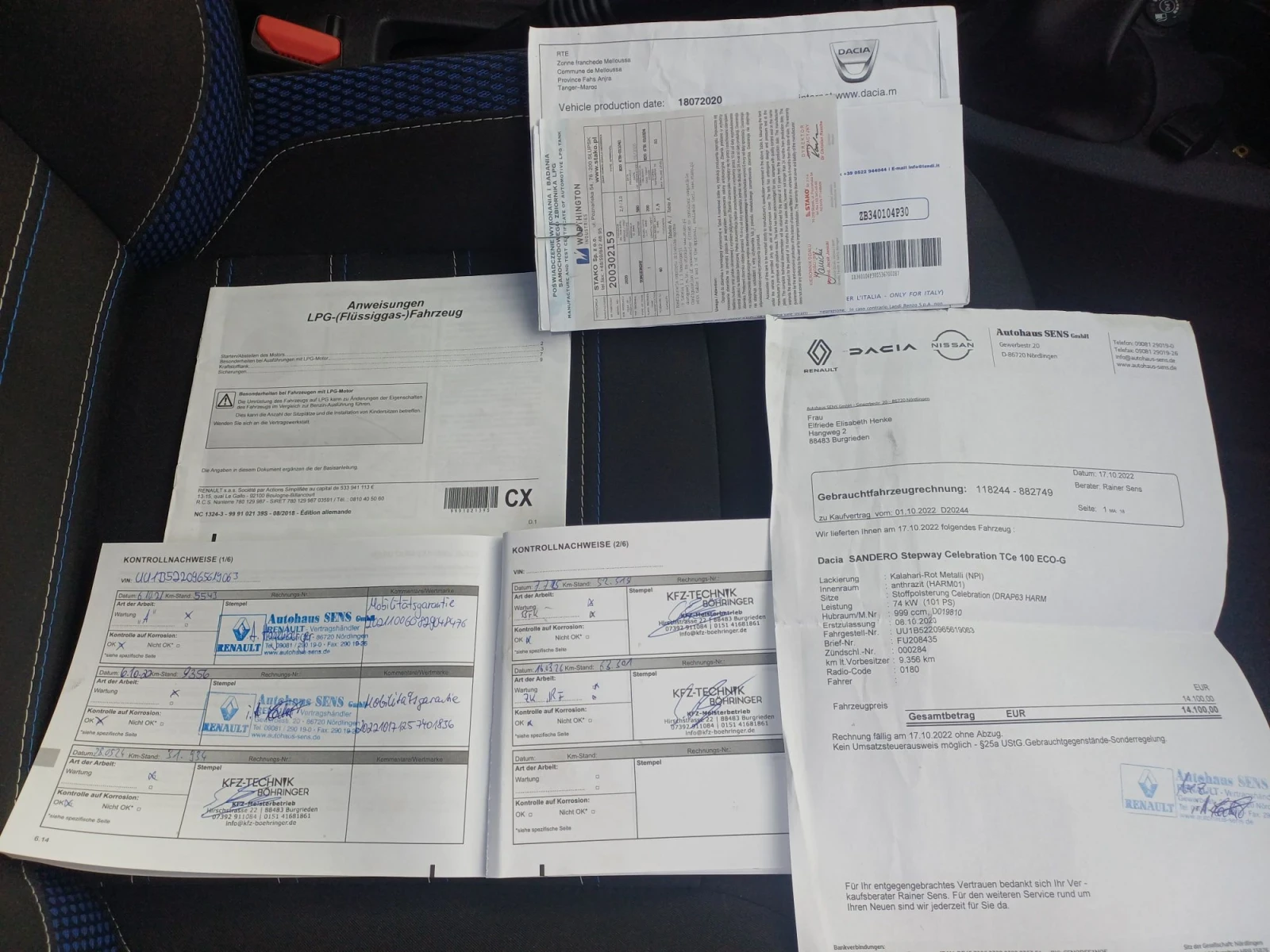 Dacia Sandero Eco-G 100 климатроник, снимка 7 - Автомобили и джипове - 55896328