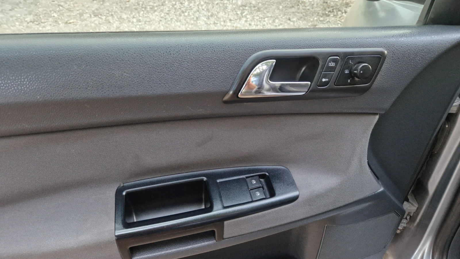 VW Polo 1.9TDI 101 к.с, снимка 14 - Автомобили и джипове - 55957461