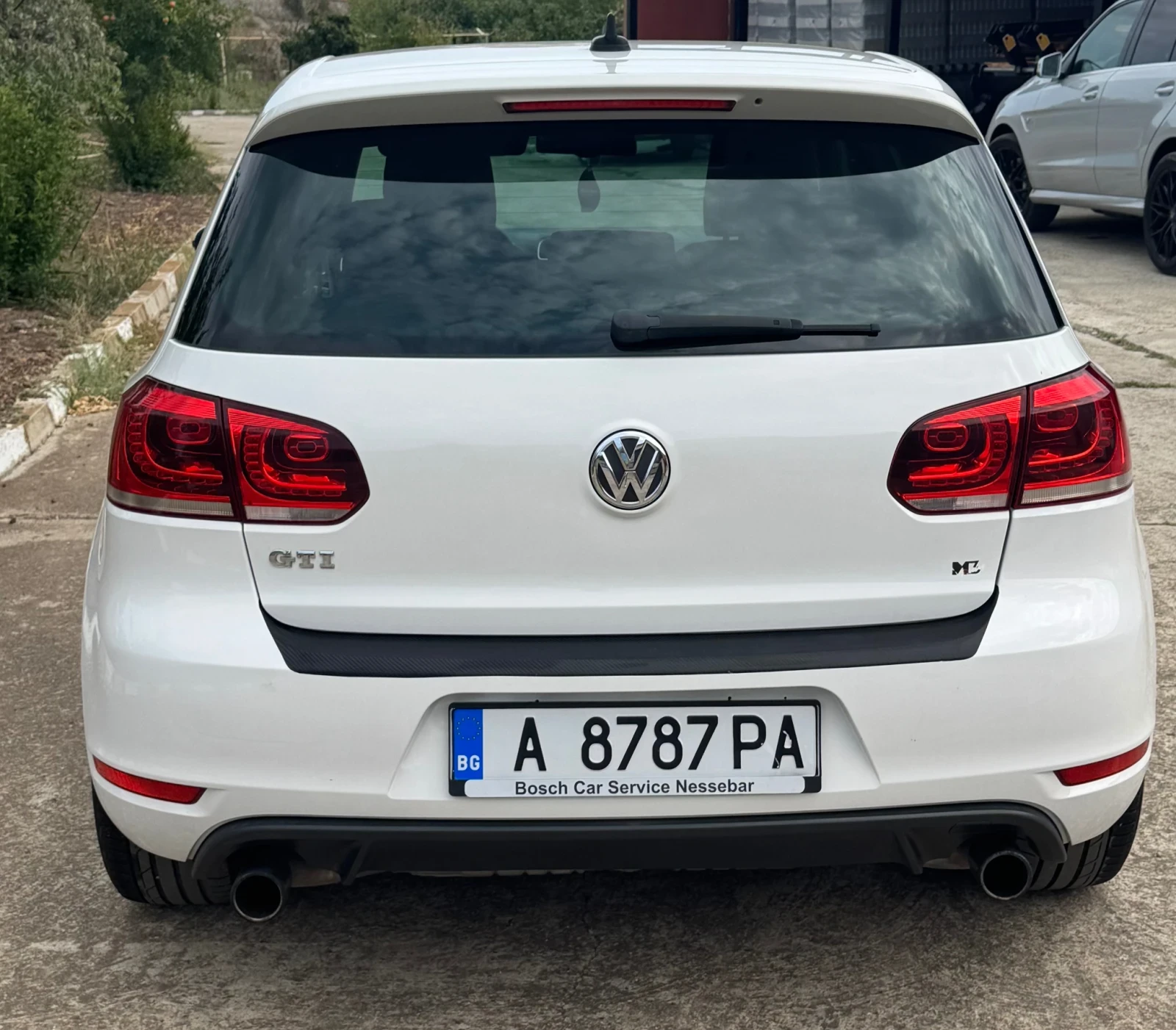 VW Golf GTI, снимка 2 - Автомобили и джипове - 55975383