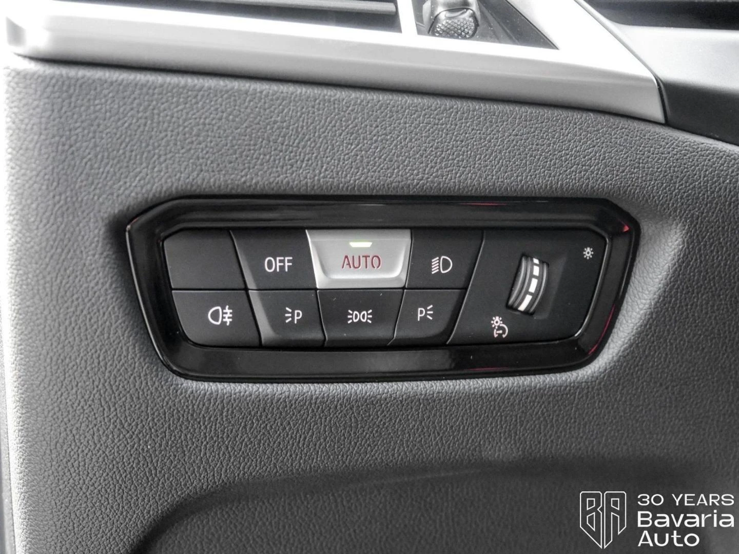 BMW 340 M340i xDrive M Sport Paket, снимка 15 - Автомобили и джипове - 56077382