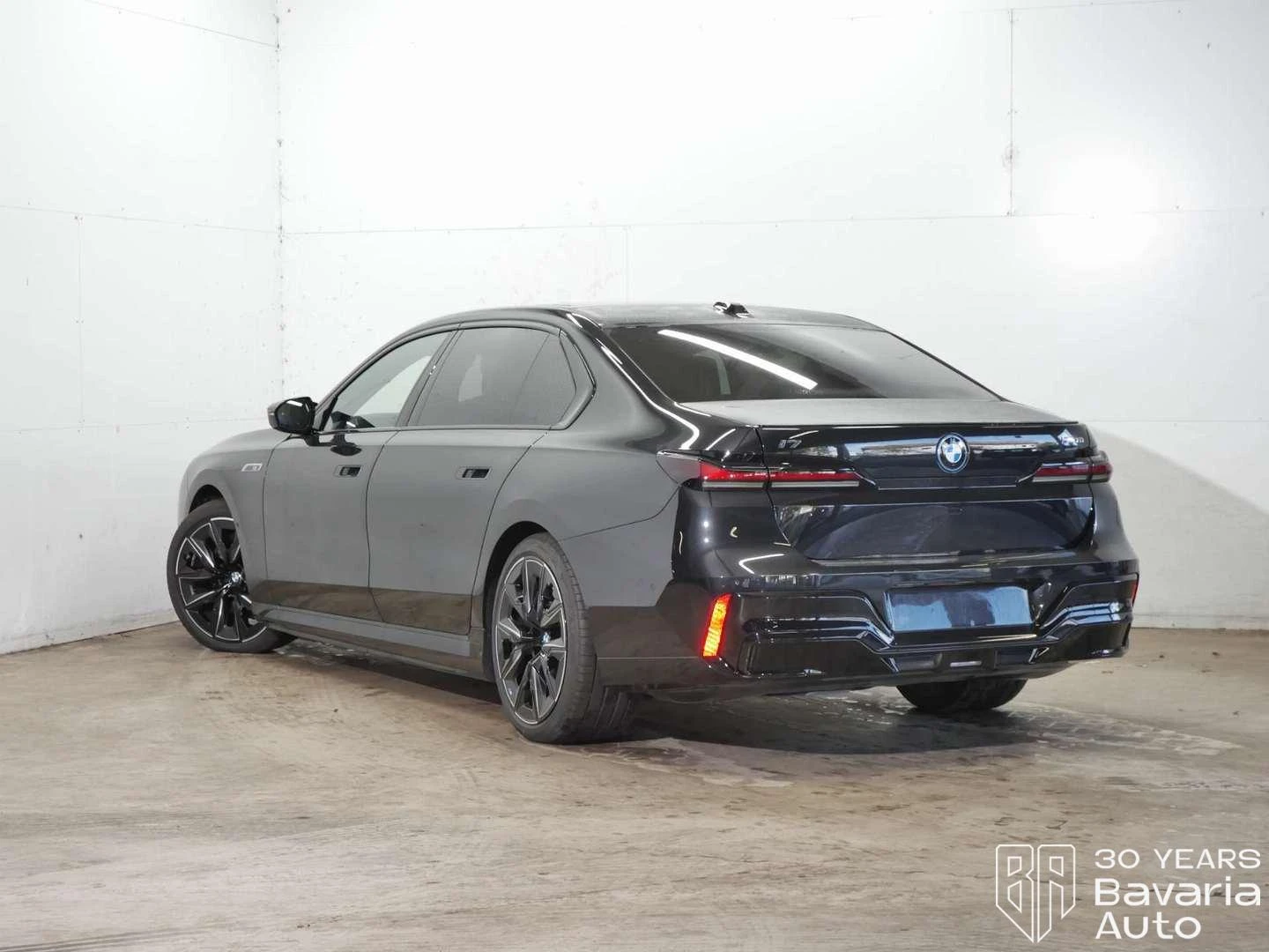 BMW i7 M70 xDrive M Sport PRO, снимка 2 - Автомобили и джипове - 56235263