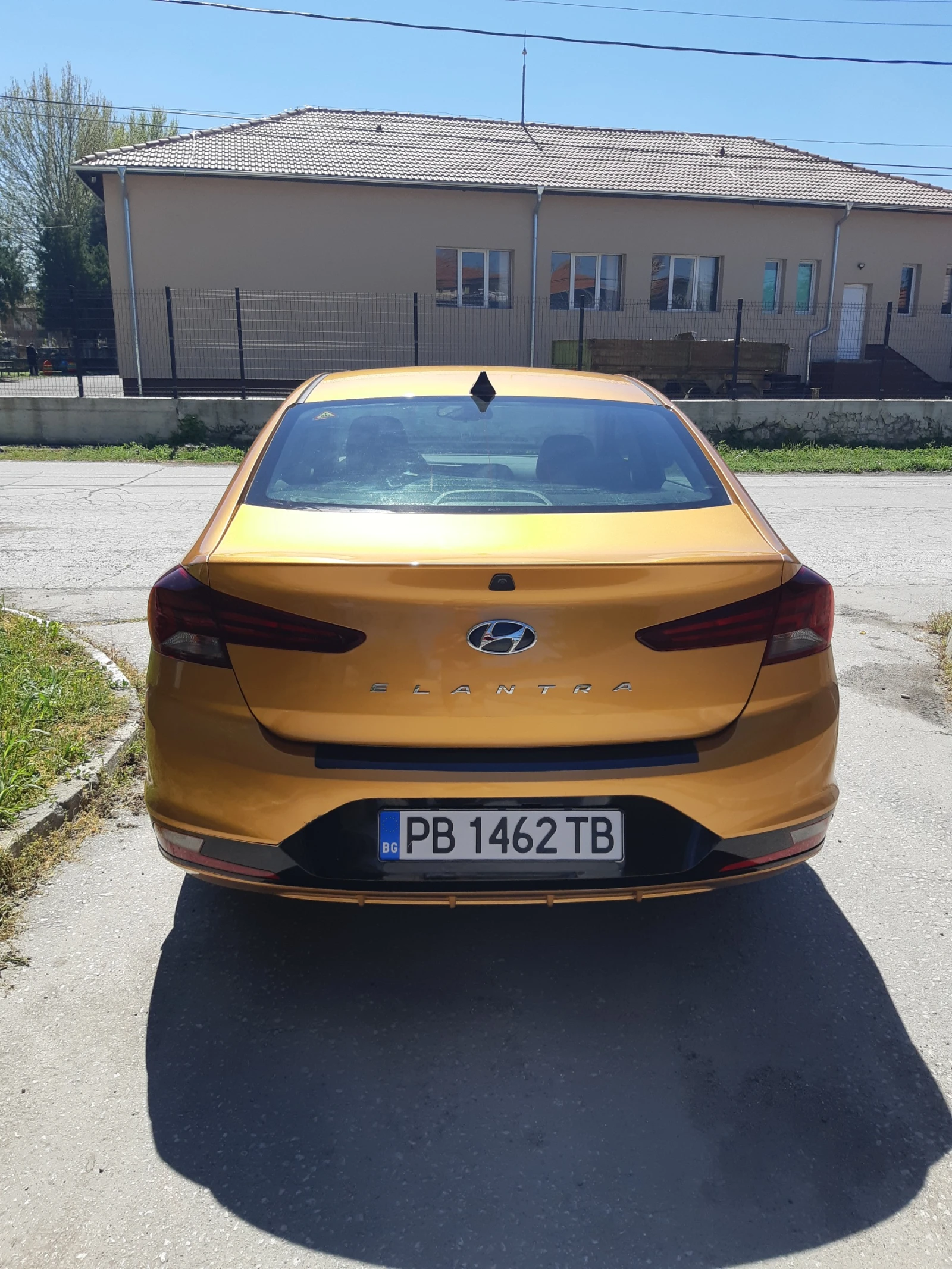 Hyundai Elantra Value Edition, снимка 4 - Автомобили и джипове - 56304371