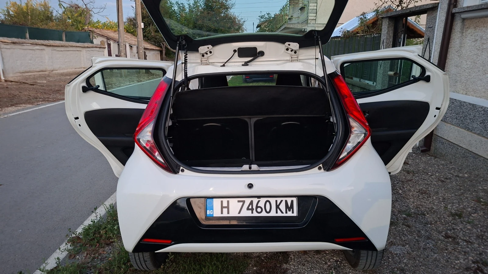 Toyota Aygo KGB40L-AHMGKW Facelift  | Mobile.bg � ����������� 12