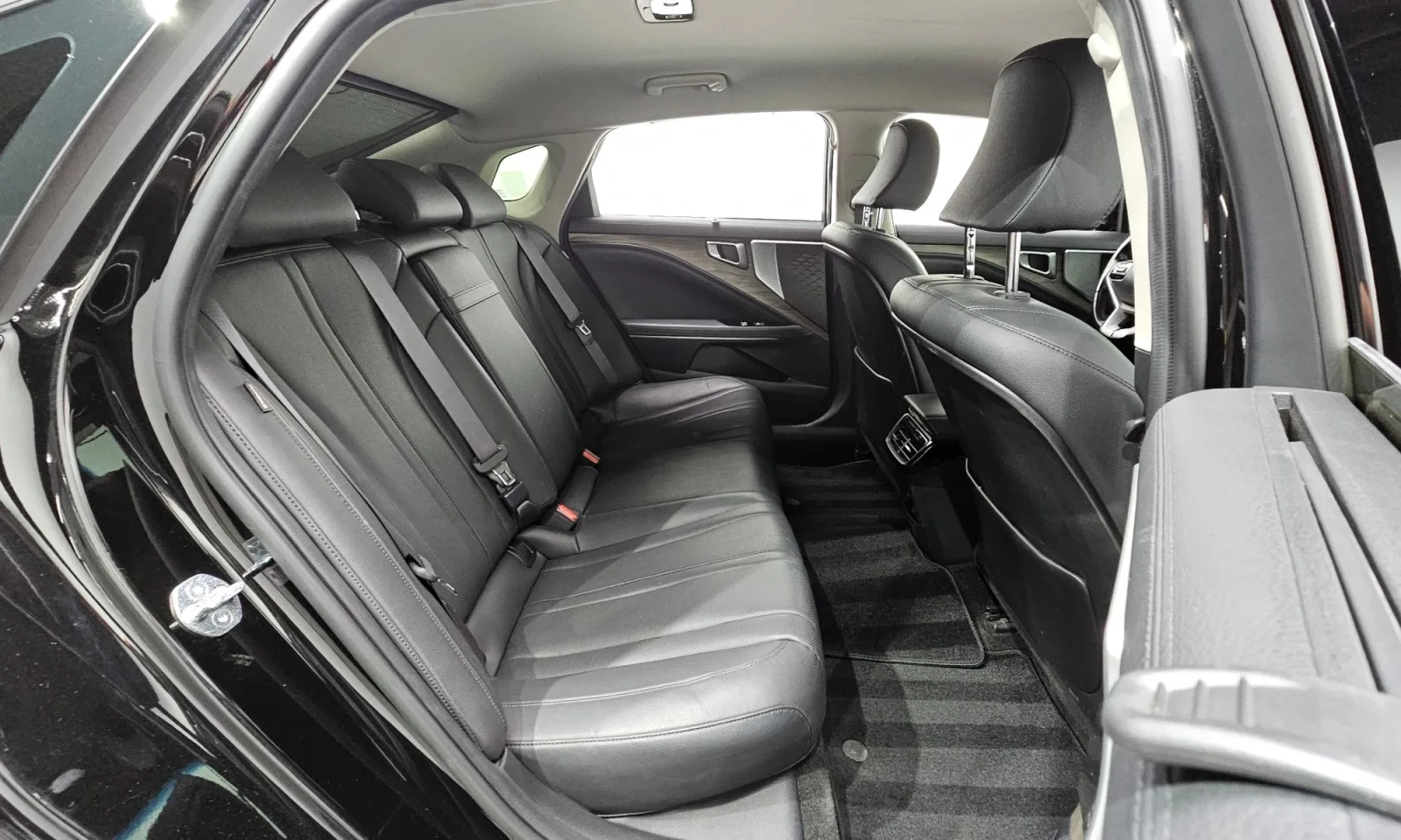 Kia K8, снимка 8 - Автомобили и джипове - 56528294