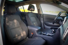 Kia Sportage Kia Sportage 2.4 бензин, автоматик, 2022 г. Каско, снимка 12