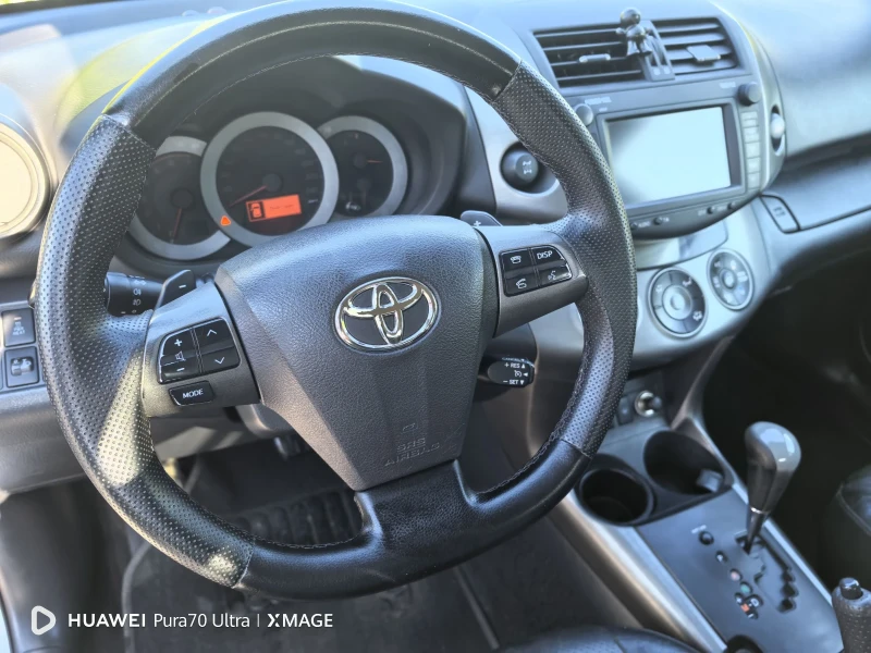 Toyota Rav4, снимка 6 - Автомобили и джипове - 47405403