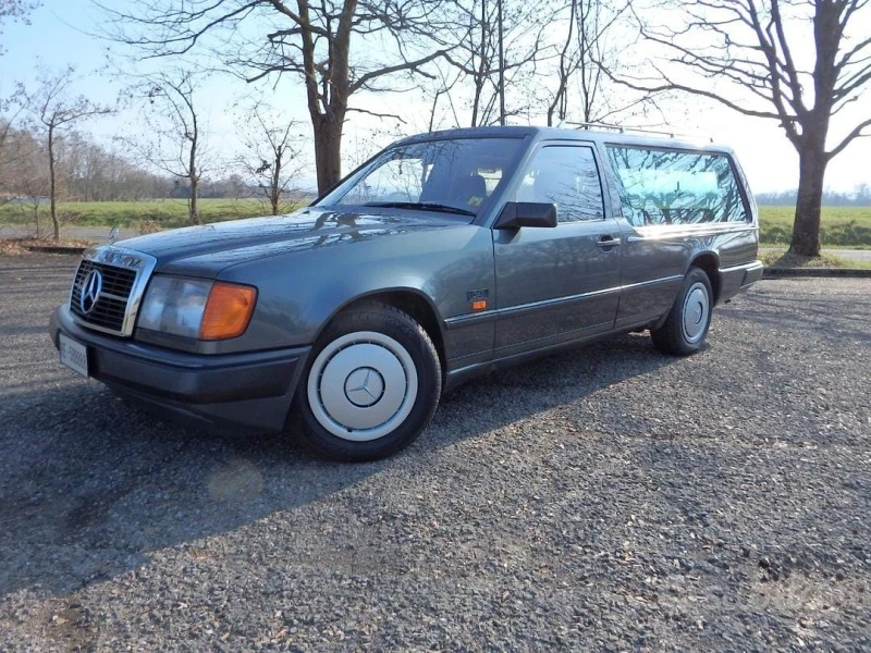 Mercedes-Benz 250 Катафалка 100хил. Км., снимка 5 - Автомобили и джипове - 43499465