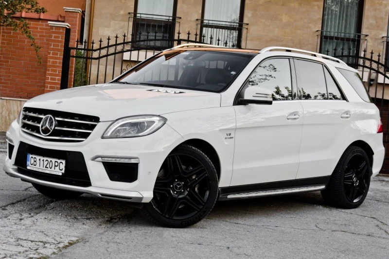 Mercedes-Benz ML 63 AMG AMG-DESIGNO, PANORAMA, OBDUHVANE, снимка 4 - Автомобили и джипове - 47900592