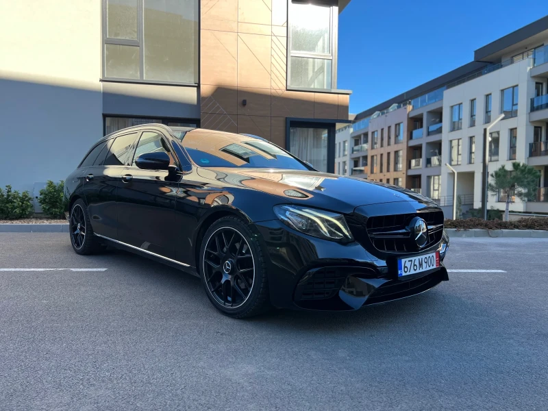 Mercedes-Benz E 220 6.3 AMG PAKET -9G TRONIC, снимка 11 - Автомобили и джипове - 47900592